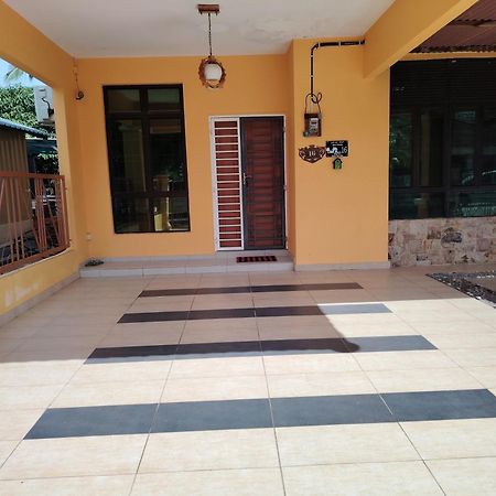 Afwan Homestay Klebang Melaka Exterior foto